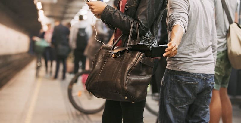 Common Pickpocketing Tactics in Chile