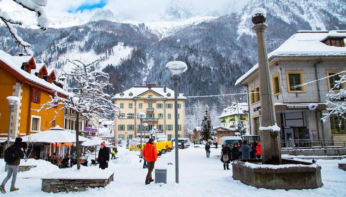 Winter in France (December–February)